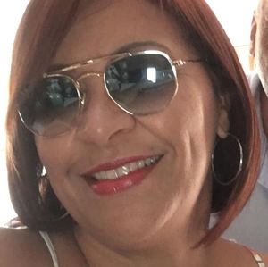 Meet your Posher, Iris d.